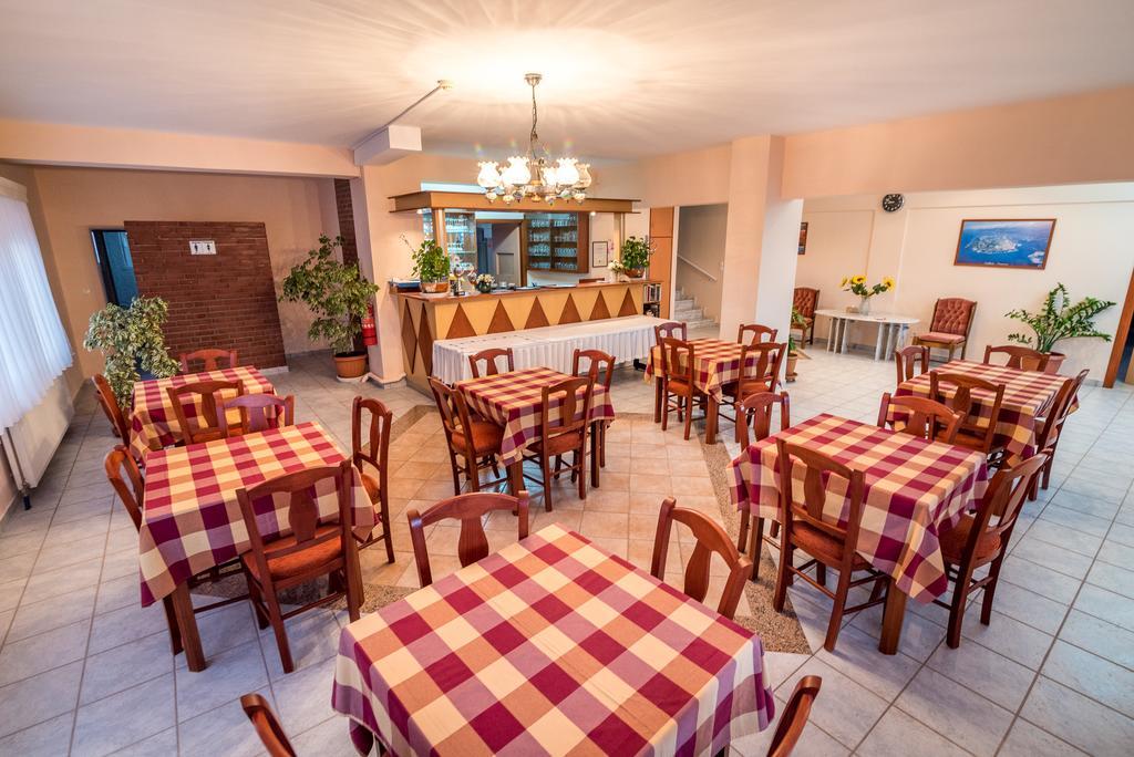 Dionisos Hotel Mytikas  Extérieur photo