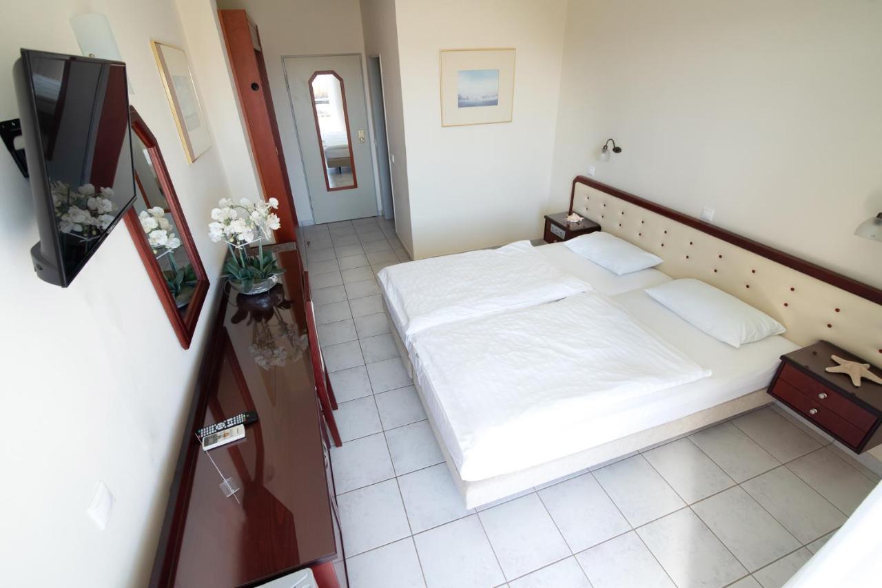 Dionisos Hotel Mytikas  Extérieur photo
