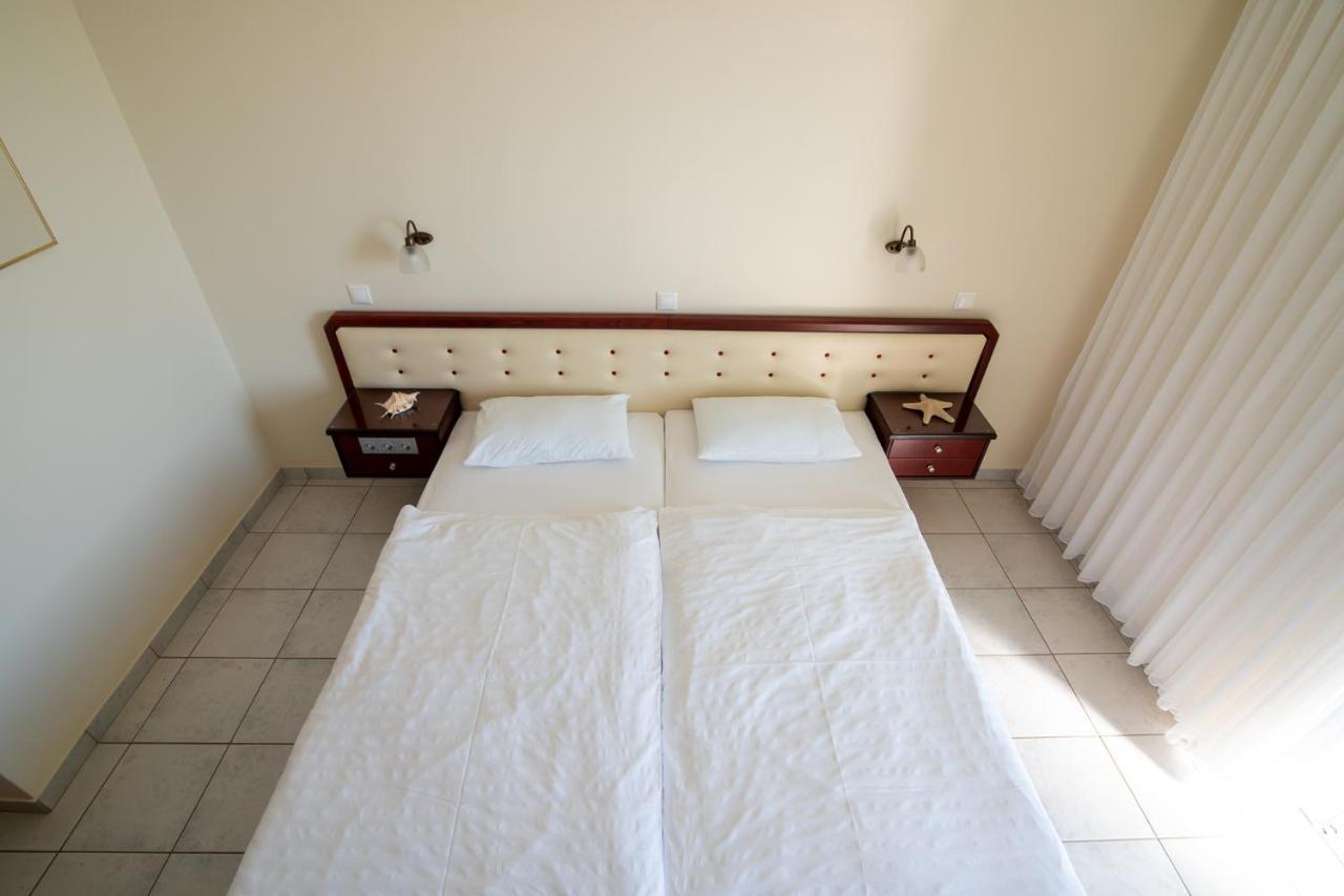 Dionisos Hotel Mytikas  Extérieur photo